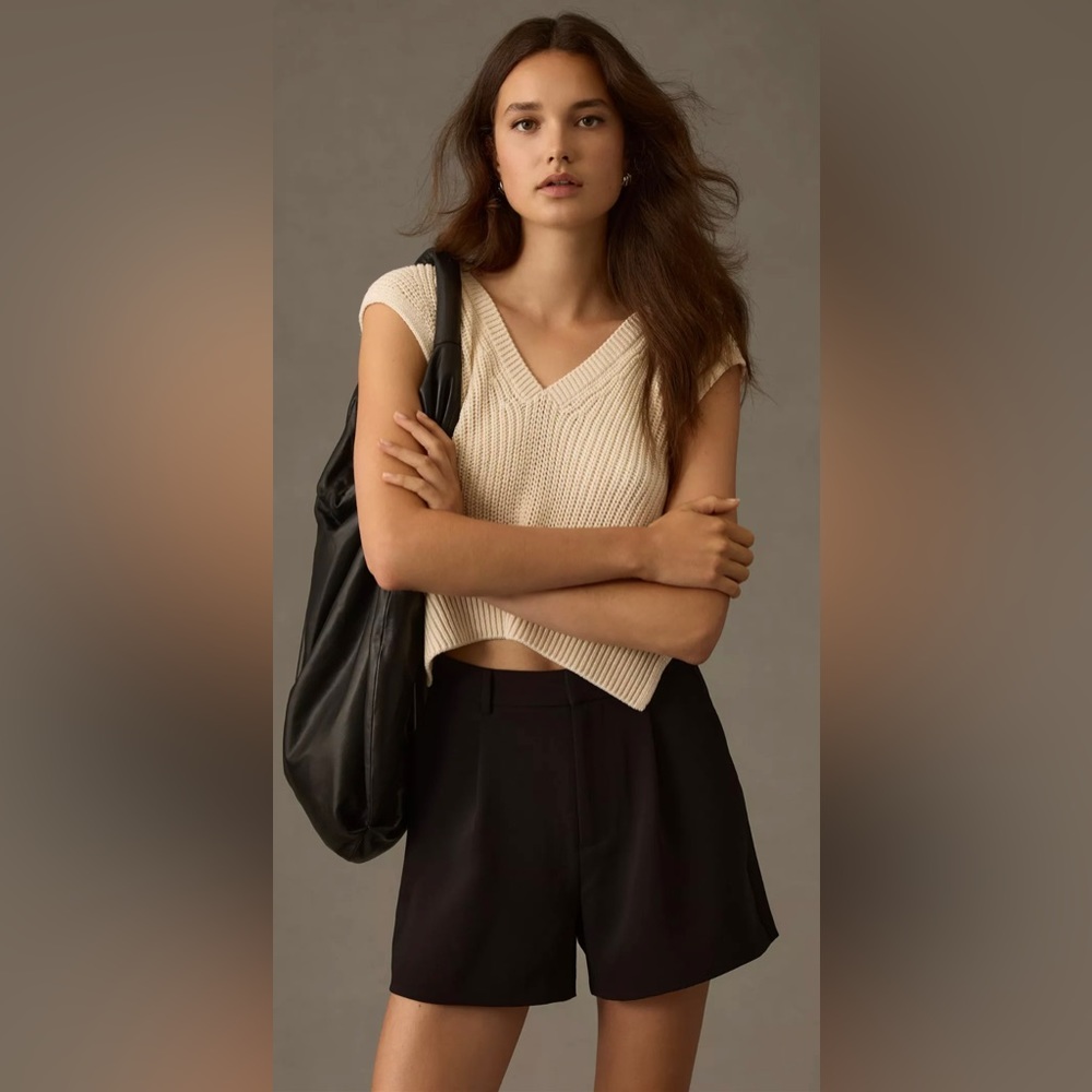 NWT Good American Black Trouser Short Sz 6